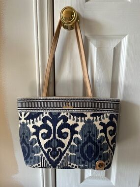 Spartina 449 Navy and Cream Ikat Tote with Tan Handles